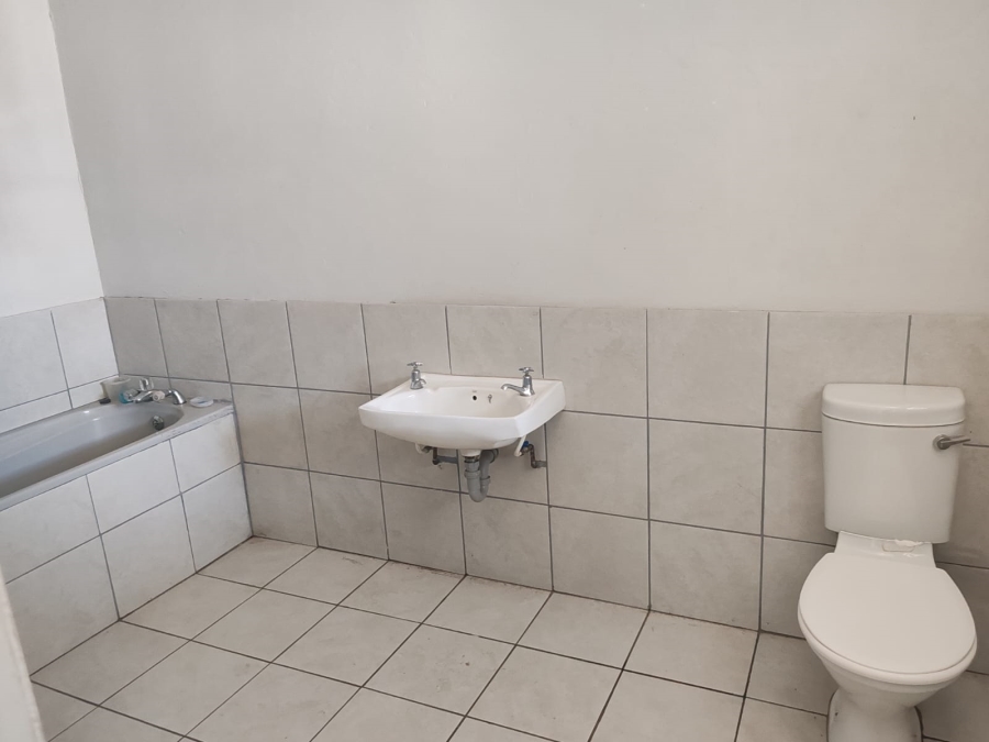 3 Bedroom Property for Sale in Uitenhage Central Eastern Cape